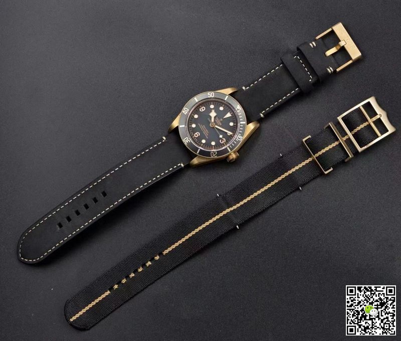 Tudor Black Bay Bronze M79250BA-0001 XF Factory Gray Dial