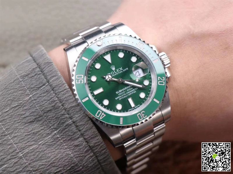 Rolex Submariner 116610LV-97200 Noob Factory V11 Green Dial