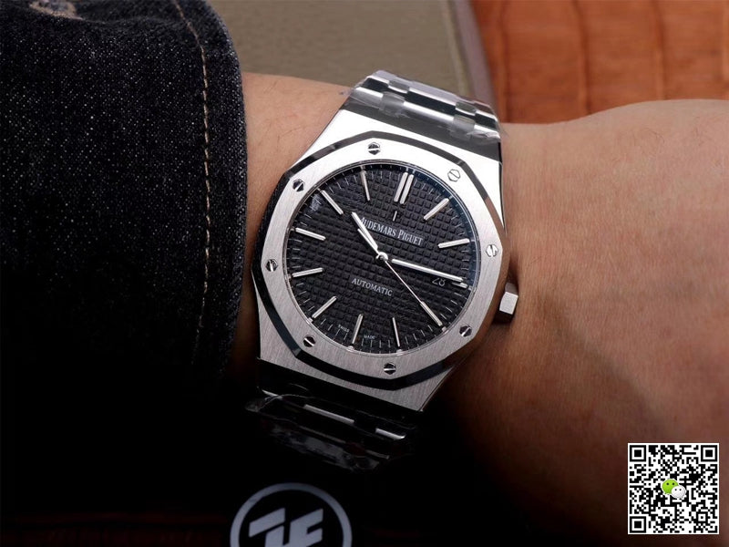 Audemars Piguet Royal Oak 15400ST.OO.1220ST.01 ZF Factory Black Dial