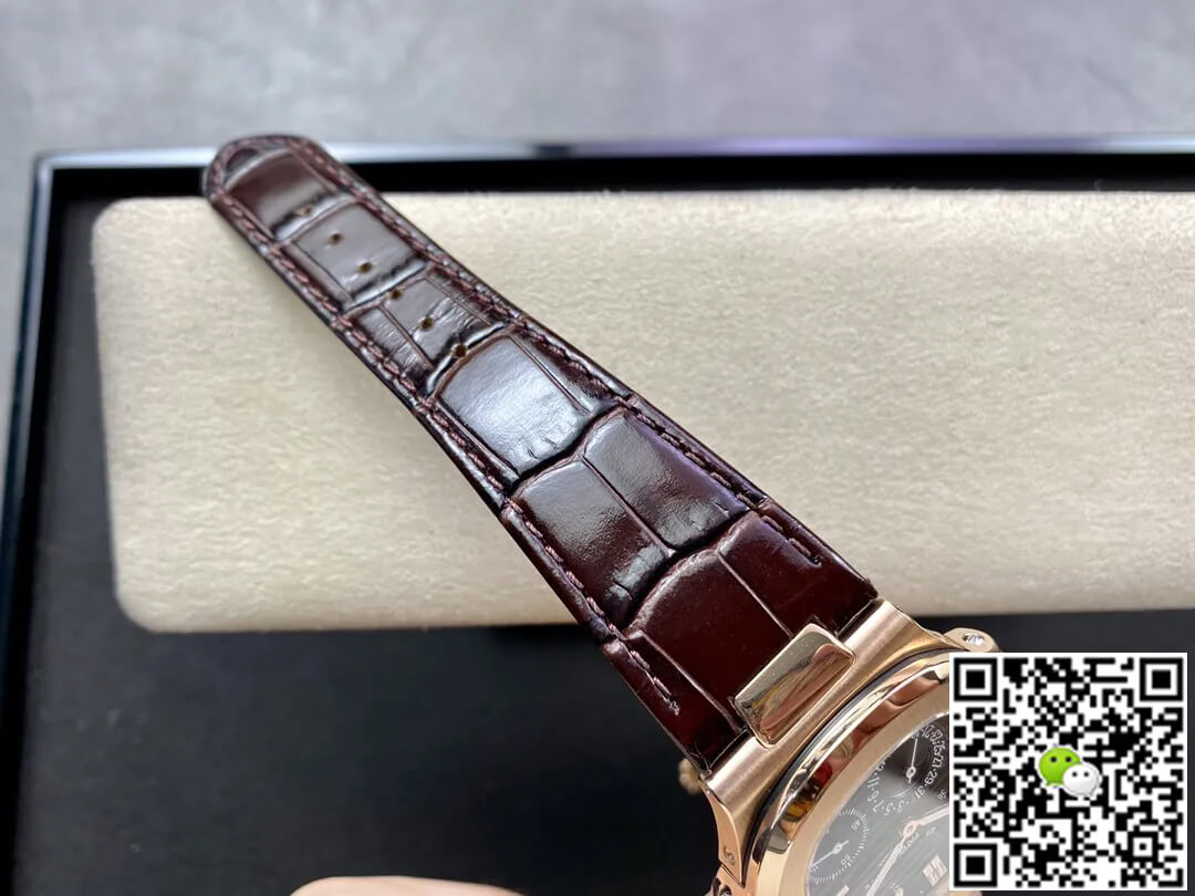 Patek Philippe Nautilus 5712 GR Factory Leather Strap