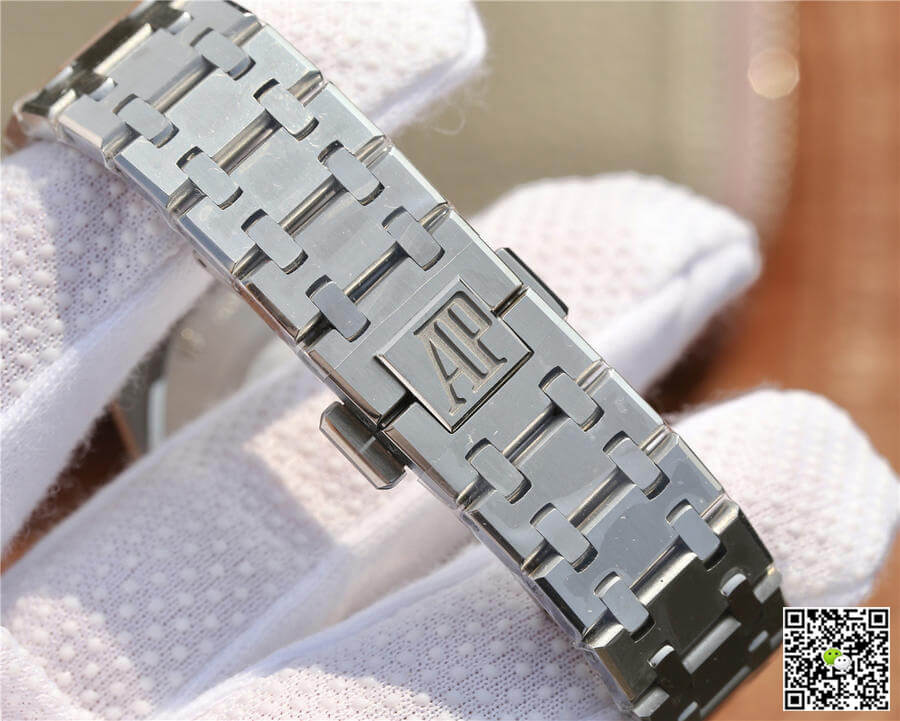 Audemars Piguet Royal Oak 67650 JF Factory Diamond White Dial