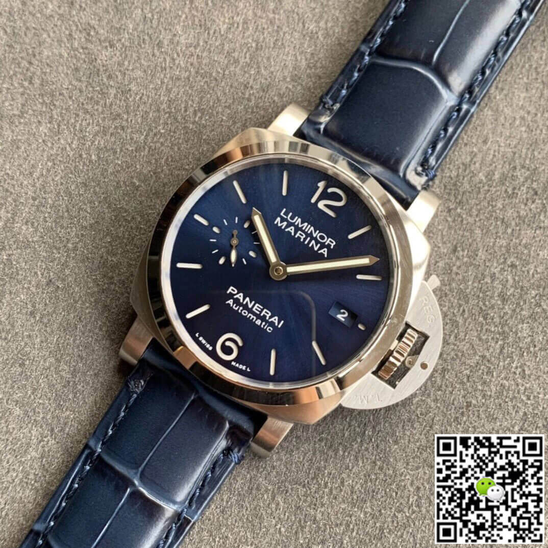 Panerai Luminor PAM01393 VS Factory Blue Dial