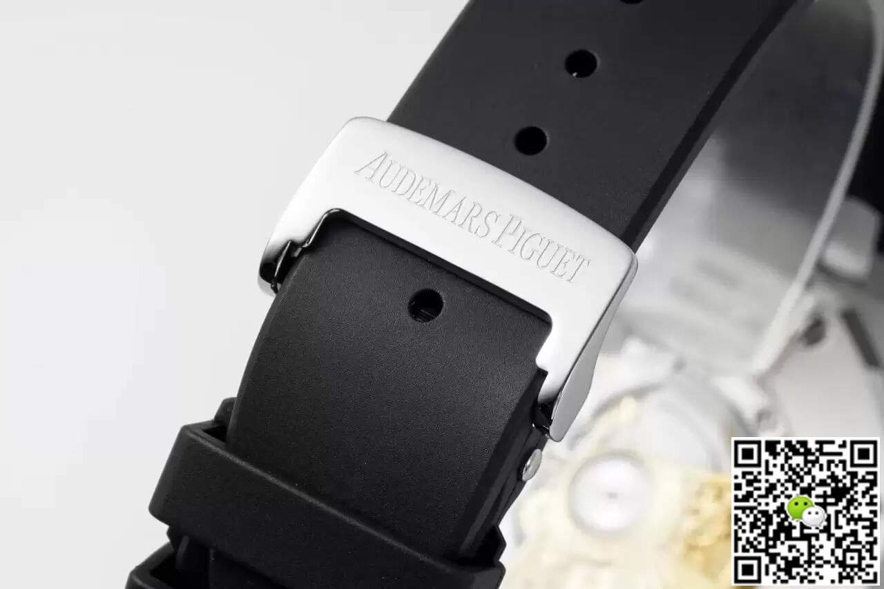 Audemars Piguet Royal Oak 15400 APS Factory White Dial Rubber Strap