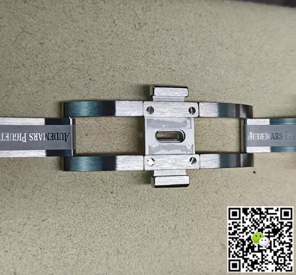 Audemars Piguet Royal Oak 15450ST.OO.1256ST.01 APS Factory Silver Dial