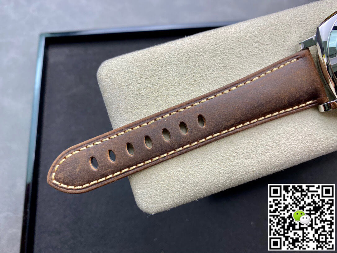 Panerai Luminor PAM01046 VS Factory White Dial
