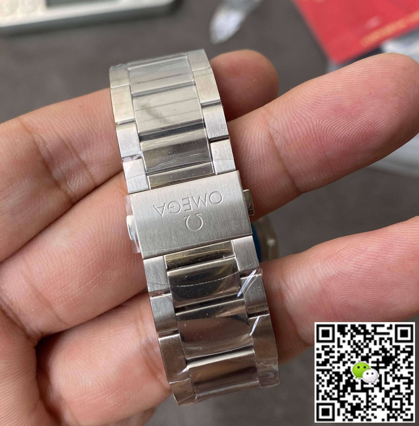 Omega Seamaster 220.30.43.22.10.001 VS Factory Green Dial