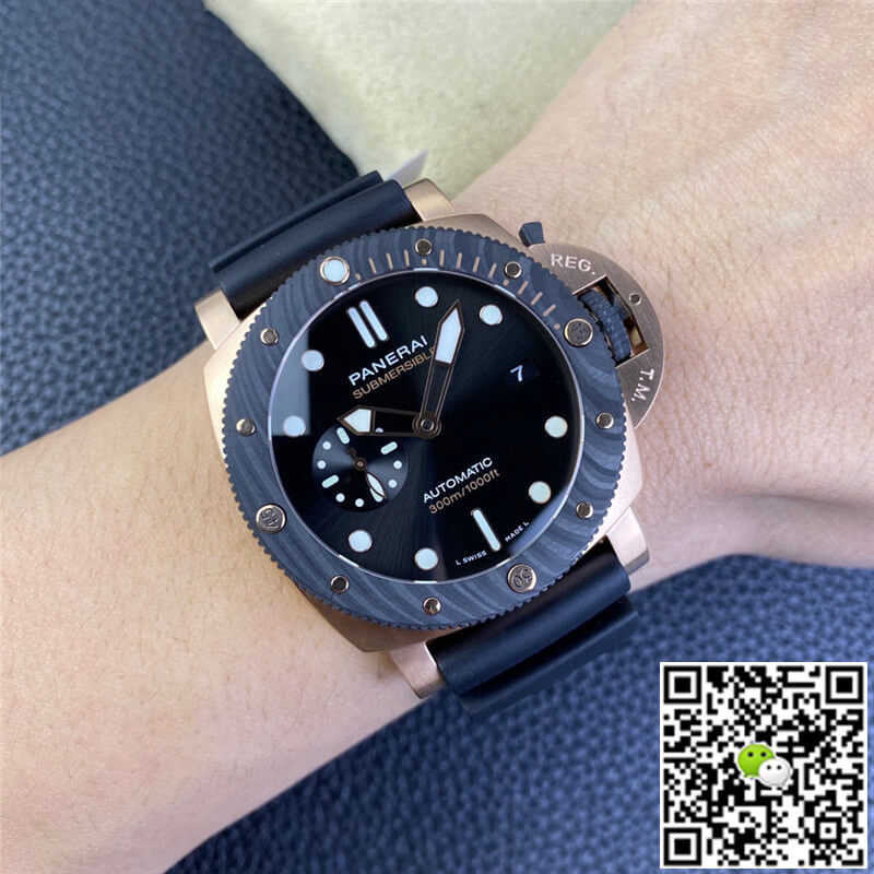 SBF Panerai Submersible PAM01070 VS Factory Carbon Fiber Bezel