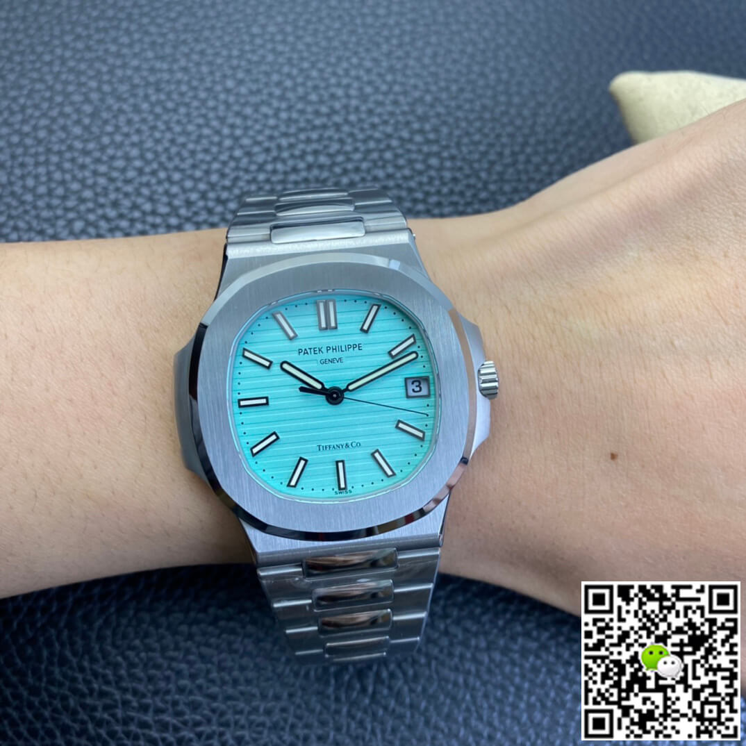 Patek Philippe Nautilus 5711/1A-018 3K Factory Tiffany Blue Dial