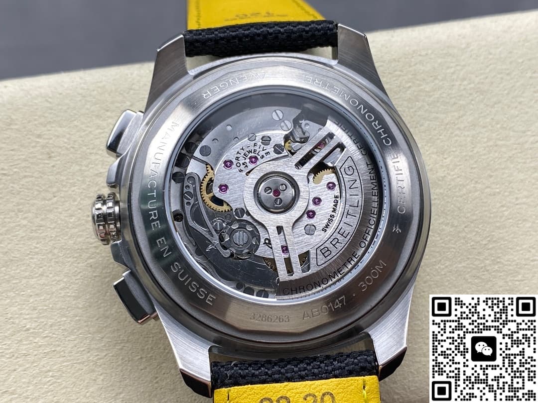 Breitling Avenger AB0147101B1X1 BLS Factory Date Display