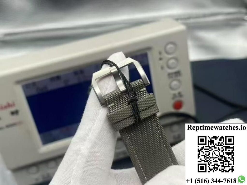 IWC PILOT WATCH IW501902 ZF FACTORY DATE DISPLAY