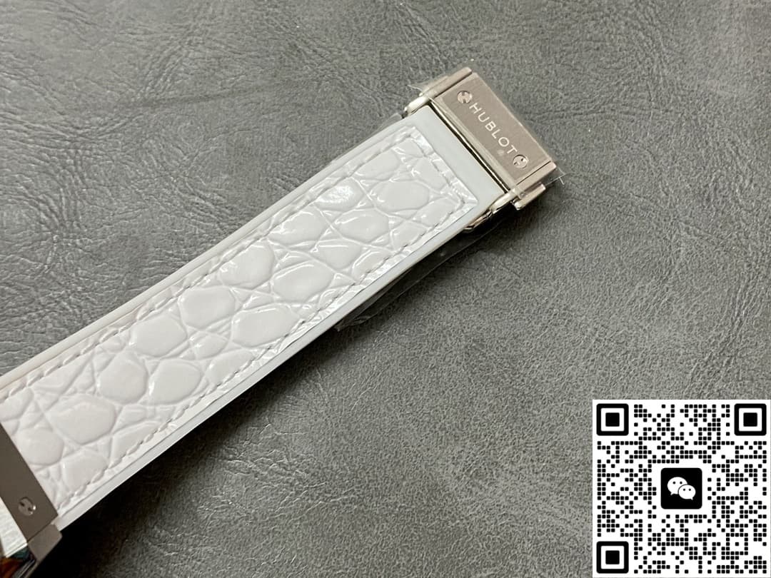 Hublot Classic Fusion 542.NE.2010.LR.1204 HB Factory White Dial