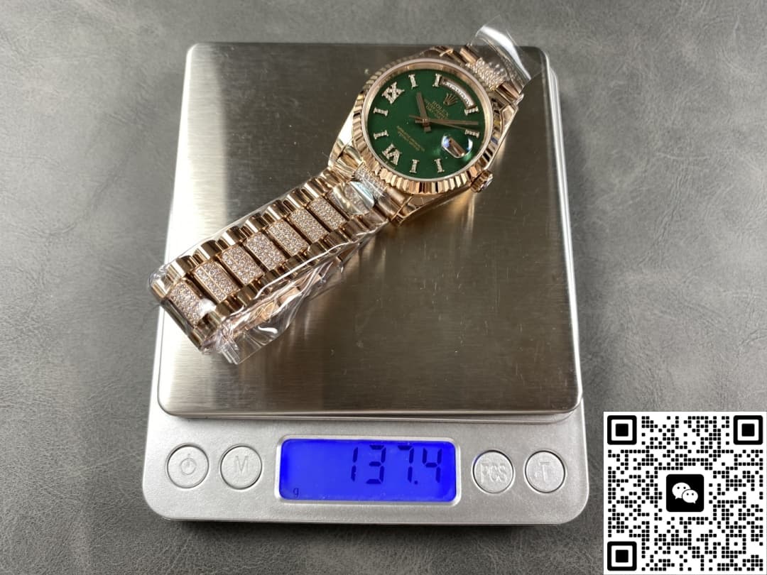 Rolex Day-Date M128235-0069 8+ Factory Green Dial