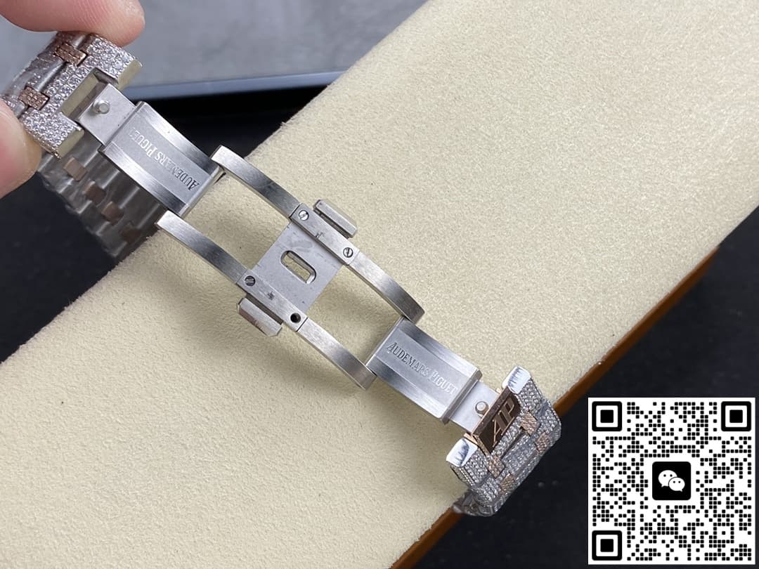 Audemars Piguet Royal Oak 15400OR.022 AMG Factory Diamond Strap