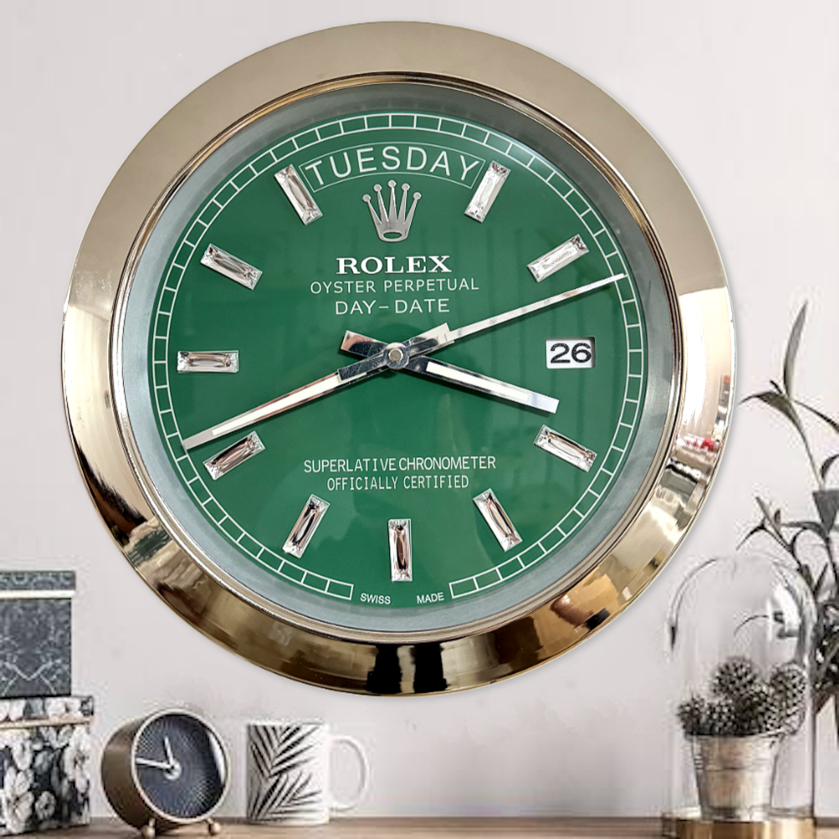 DAY DATE – SILVER – GREEN EDITION 35 CM DELUXE METAL WALL CLOCK
