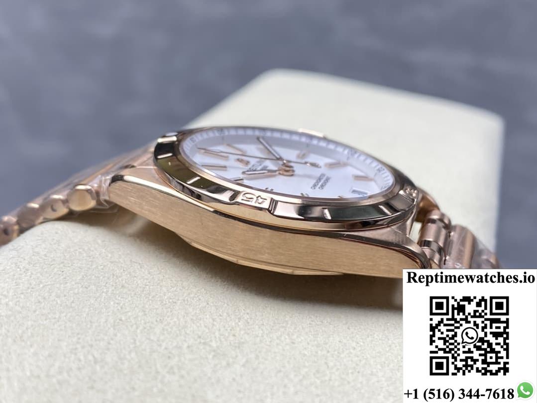 Breitling Chronomat R10380101A1R1 Bls Factory Blue Crystal Glass Watch Mirror-Rep Time Watches