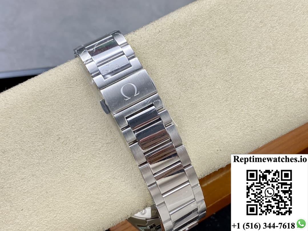 Omega Seamaster 231.10.42.21.01.003 N1 factory date display
