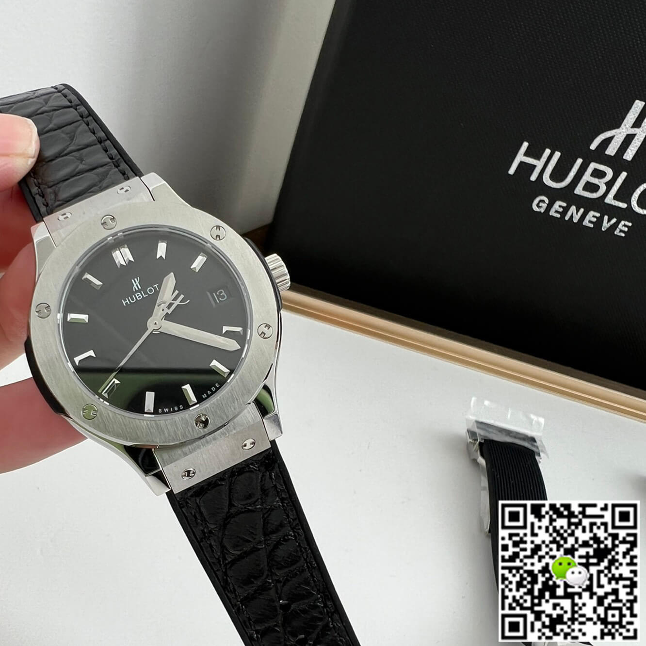 Hublot Classic Fusion 33MM Quartz HB Factory Black Strap