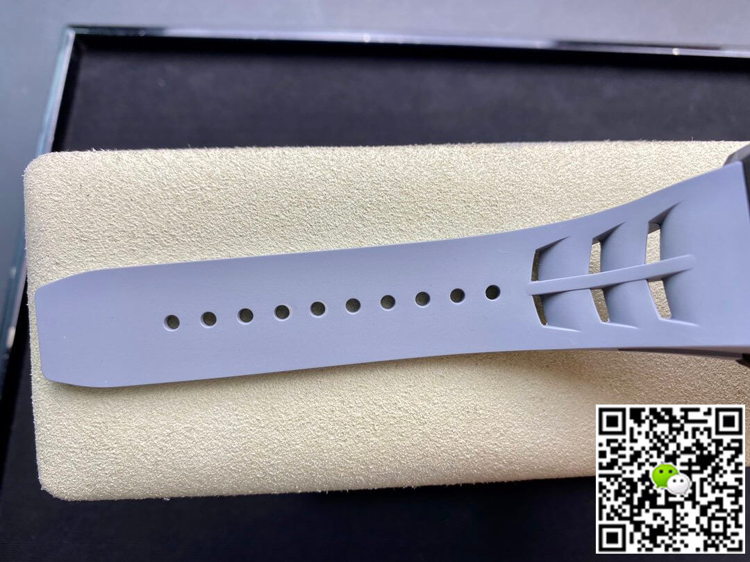 Richard Mille RM-011 KV Factory Forged Carbon Case