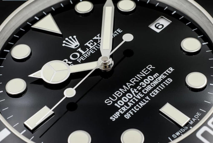 ROLEX SUBMARINER-STYLE LUXURY WALL CLOCK (35 CM)