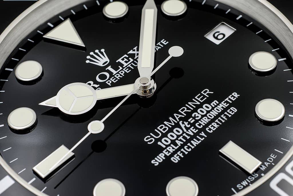 ROLEX SUBMARINER-STYLE LUXURY WALL CLOCK (35 CM)