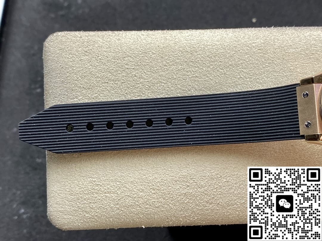 Hublot Classic Fusion 581.OX.7081.RX HB Factory Rubber Strap