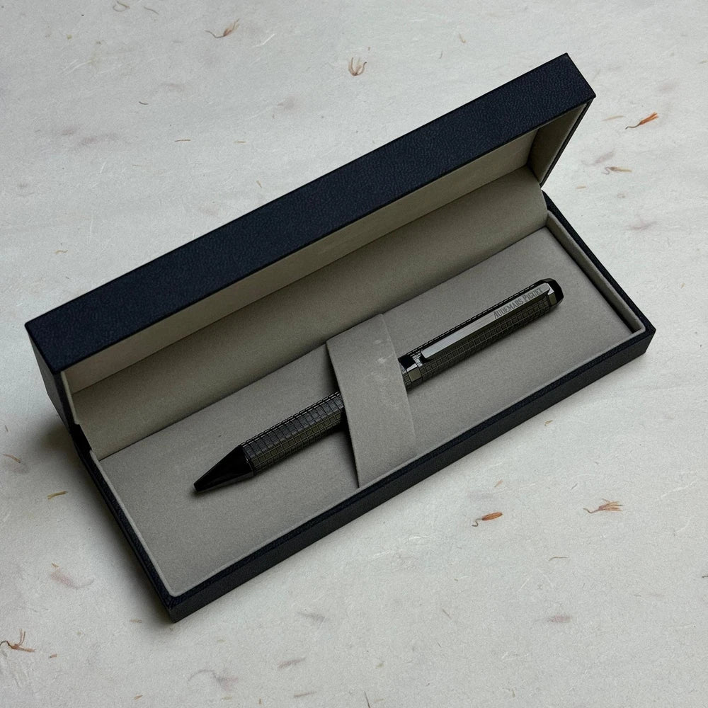 AUDEMARS PIGUET ROYAL OAK BLACK LUXURY PEN 001
