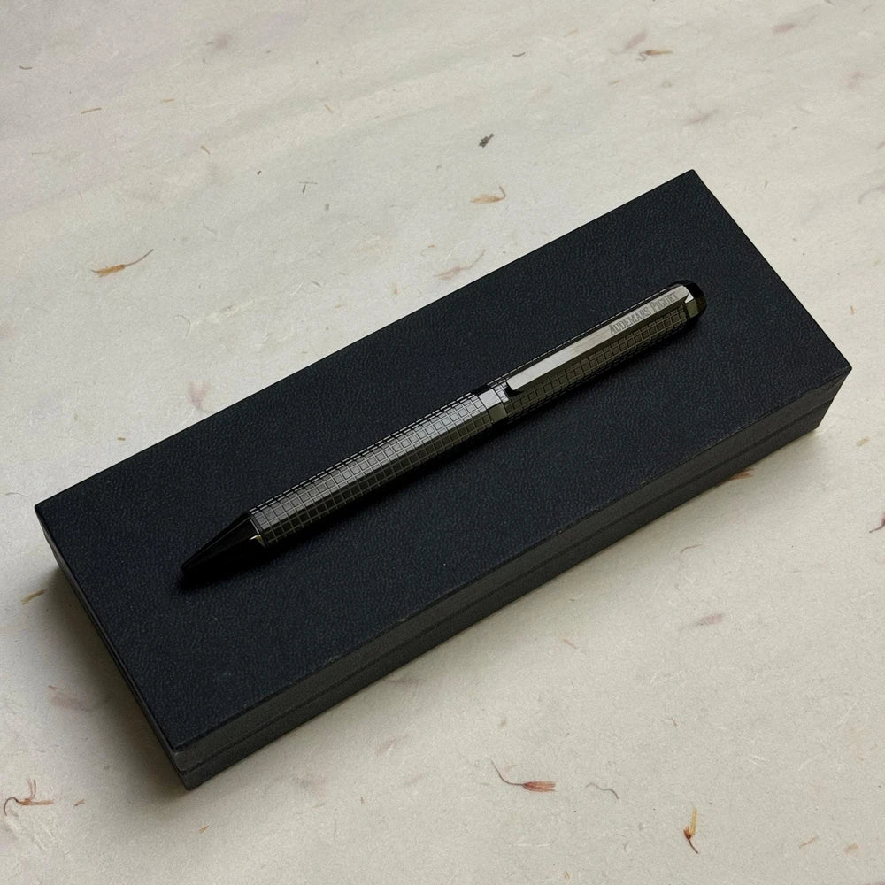 AUDEMARS PIGUET ROYAL OAK BLACK LUXURY PEN 001