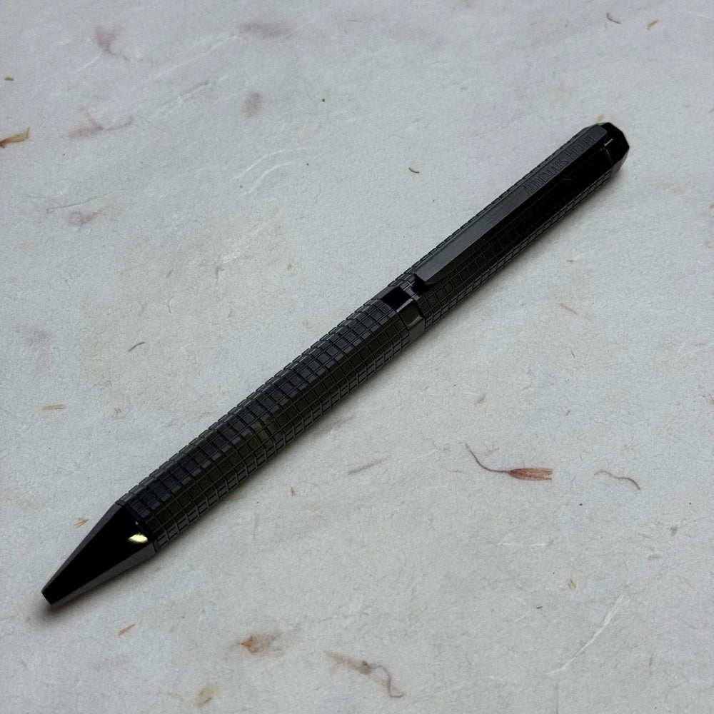 AUDEMARS PIGUET ROYAL OAK BLACK LUXURY PEN 001
