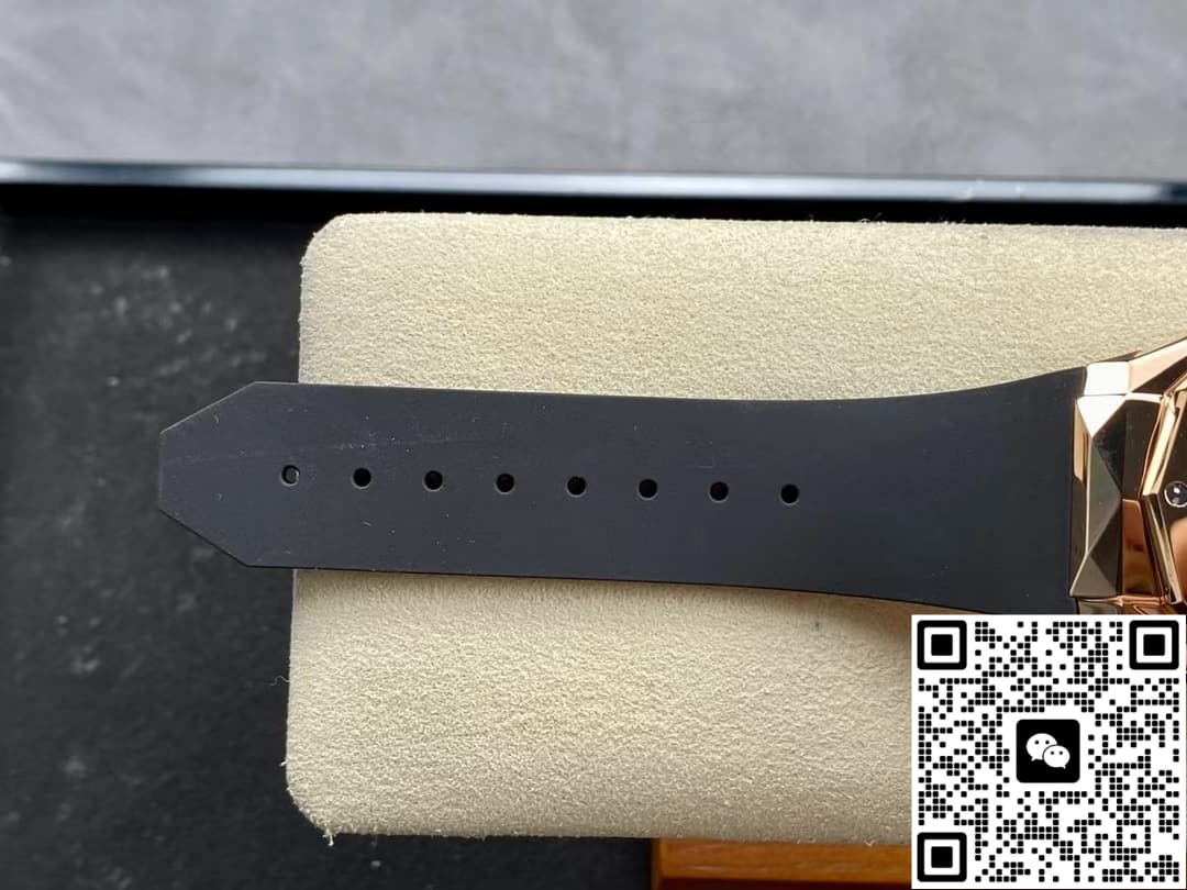 Hublot Classic Fusion 550.OS.1800.RX.ORL19 HB Factory Black Dial