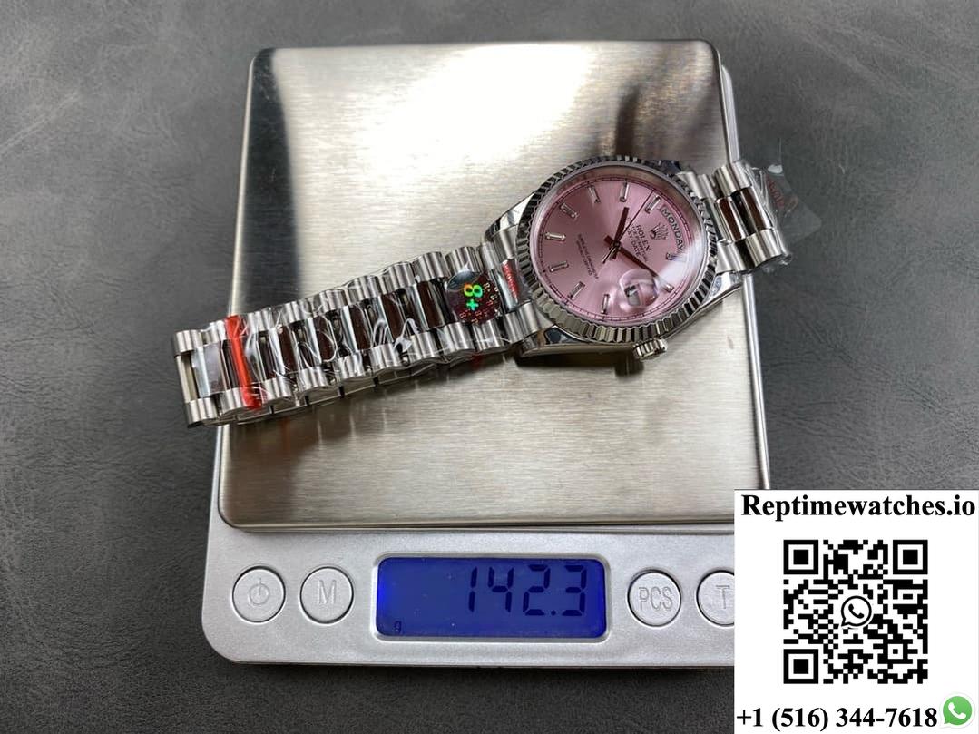 Rolex Day-Date m128239-0071 8+ Factory week display