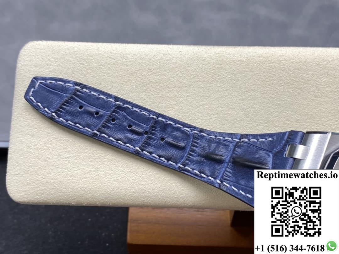 Audemars Piguet Royal Oak Offshore 26170ST.OO.D305CR.01 TK Factory Date Display