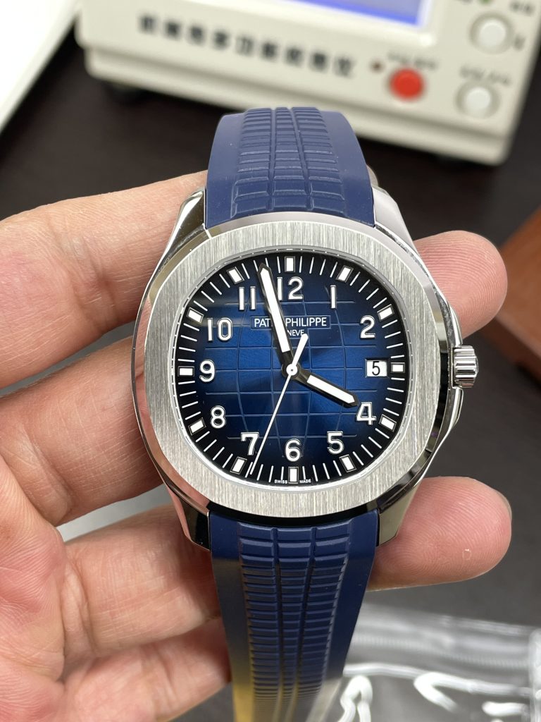 Replica Patek Philippe Aquanaut 5168g Blue
