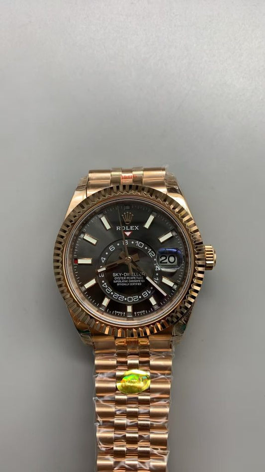 Noob Factory Replica Rolex Sky Dweller M336935 0008 Rose Gold Gray Dial