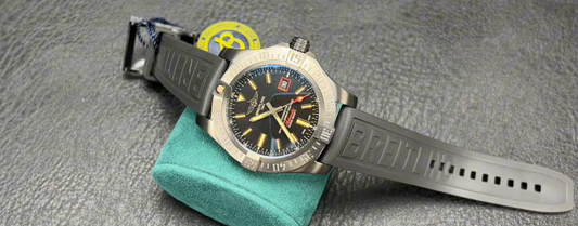 Breitling Avenger Blackbird Replica
