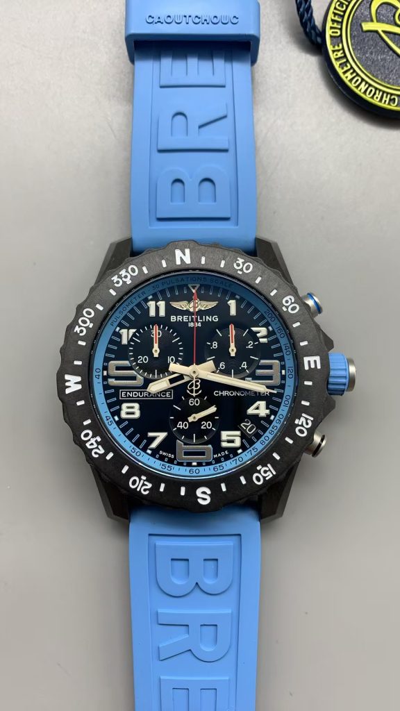 Replica Breitling Carbon Watch with Quartz Movement