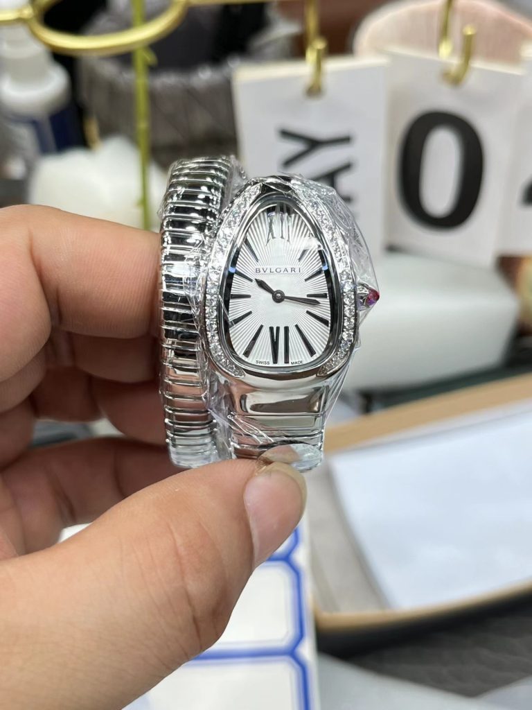 Replica Bvlgari Serpenti Diamond Watch