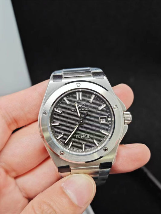 V7 Factory Replica Iwc Ingenieur Watches