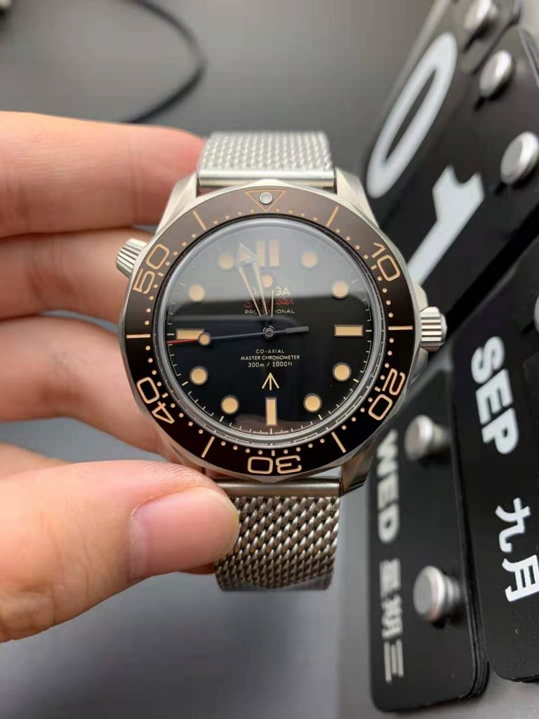 Or Factory Replica Omega No Time to Die 007 with 8806 Movement