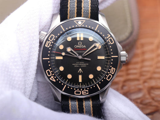 Vs Factory V2 Edition Replica Omega Seamaster No Time to Die 007 Watch with Clone 8806 Movement