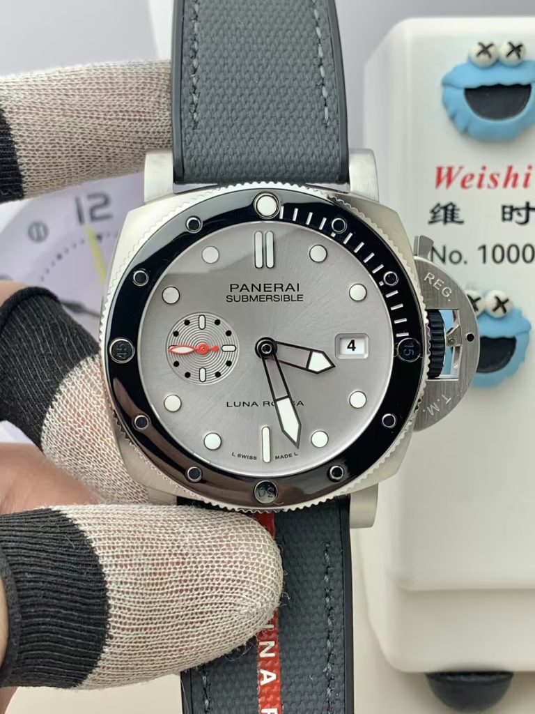 Vs Factory Replica Panerai Submersible Luna Rossa Pam 1681