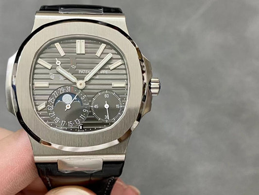 Pp Factory Replica Patek Philippe Nautilus 5712gr with Super Clone 240