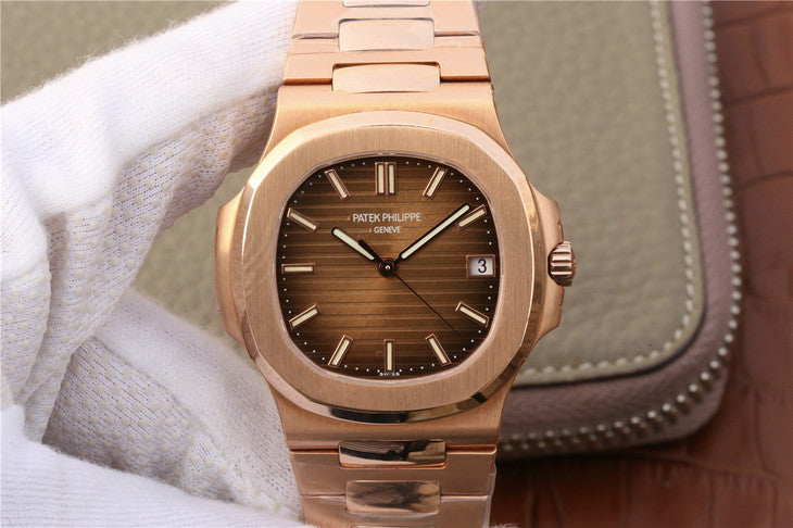 Replica Patek Philippe Nautilus Jumbo 5711 Rose Gold Watch with Clone 324 Movement