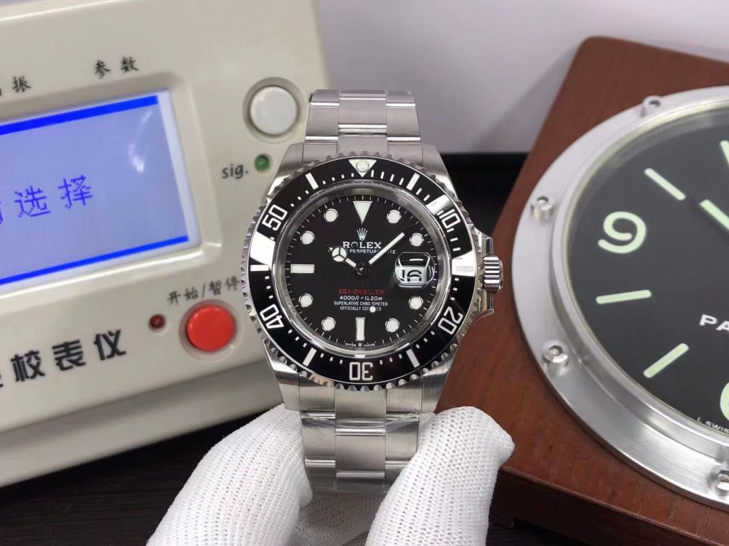 Vs Factory Replica Rolex Sea Dweller Single Red 126600 with Super 3235 Movement