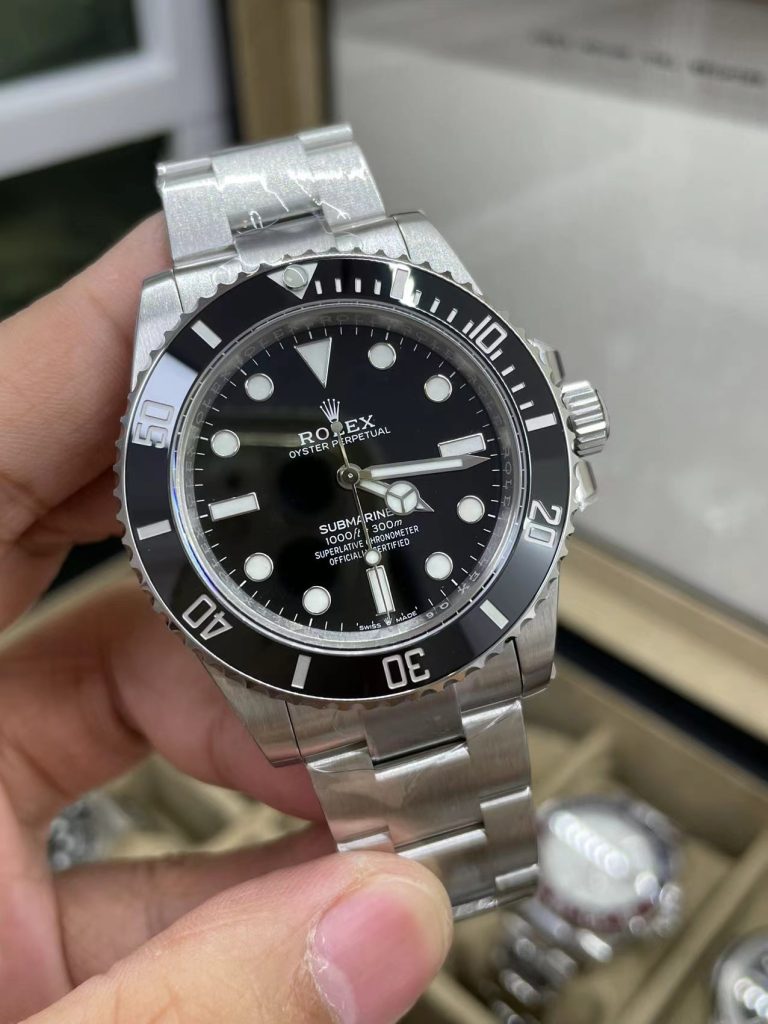 Vs Factory Replica Rolex Submariner 124060 with Dandong 3230 Movement