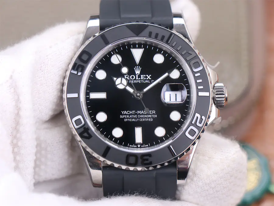 Vs Factory Replica Rolex Yachtmaster 226659 with Custom Vs3235 Movement Black Rubber Strap