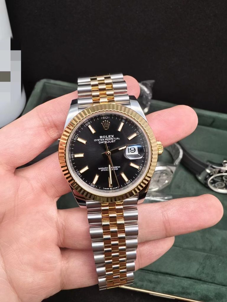 Vs Factory Replica Rolex Datejust 41mm Two Tone with Dandong 3235 Movement