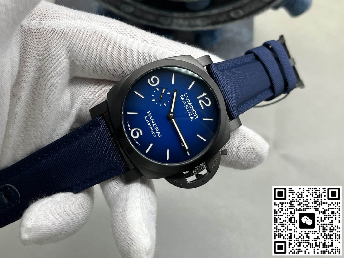 Panerai Submersible PAM02319 VS Factory Black Case