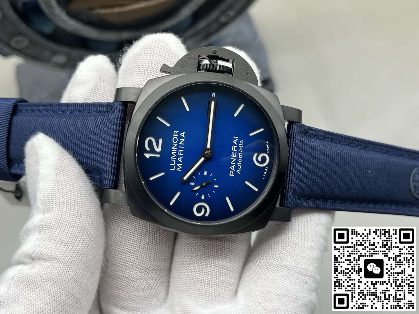Panerai Submersible PAM02319 VS Factory Black Case