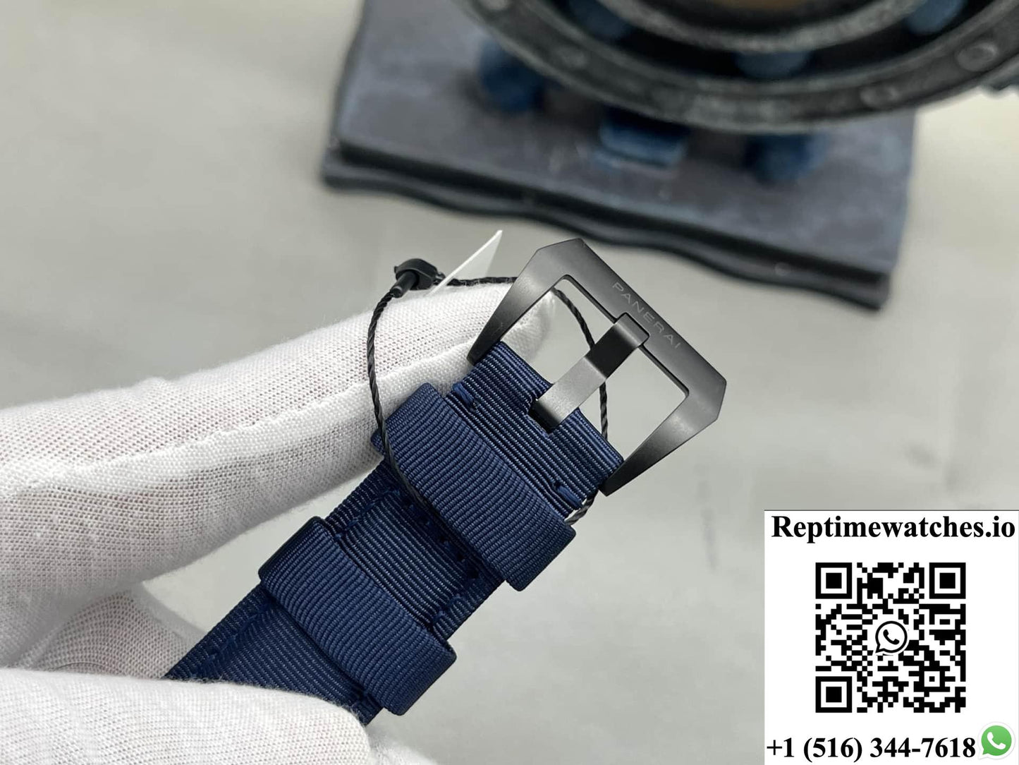 Panerai Submersible PAM02319 VS Factory Black Case