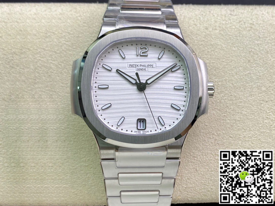 Patek Philippe Nautilus Ladies 7118/1A-010 3K Factory Silver Dial
